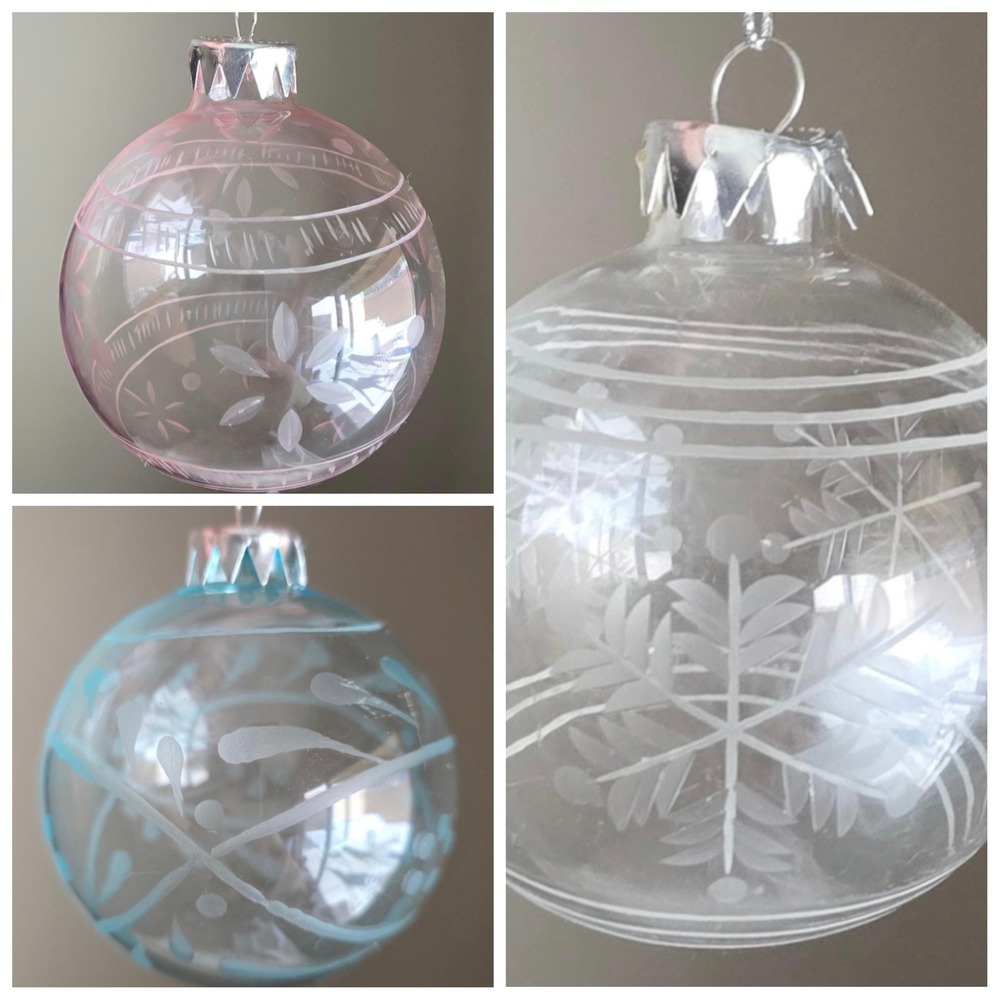 VTG Simply Shabby Chic Etched Glass Christmas Ornaments Set 6 Pink Blue Clear 3"